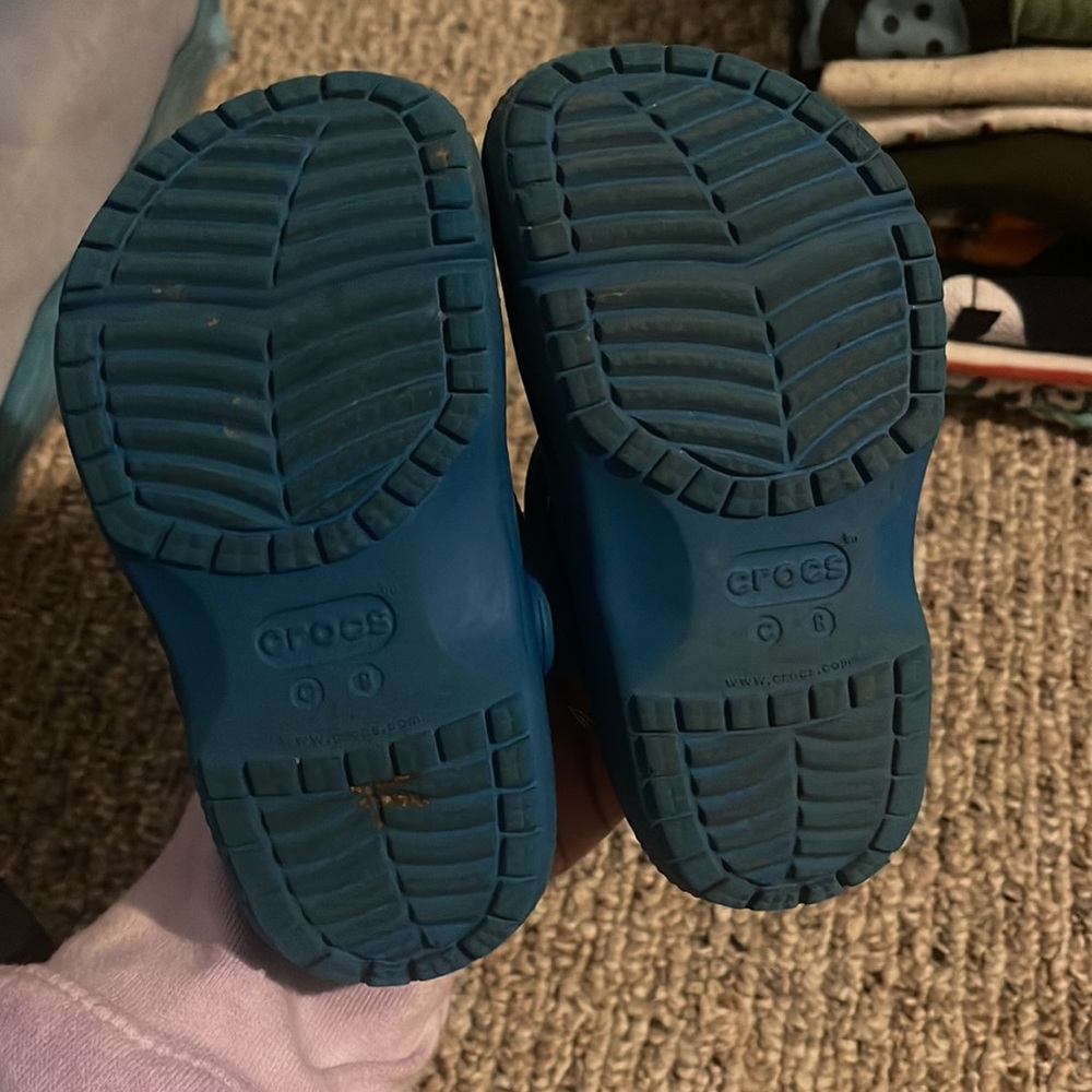 Blue crocs - Picture 2 of 2